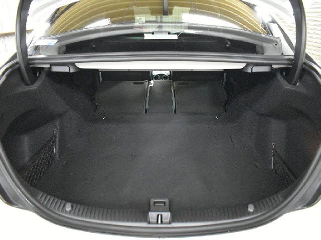 MERCEDES BENZ MERCEDES AMG C CLASS 2017 Image 31