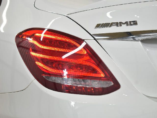 MERCEDES BENZ MERCEDES AMG C CLASS 2017 Image 31