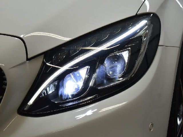 MERCEDES BENZ MERCEDES AMG C CLASS 2017 Image 31