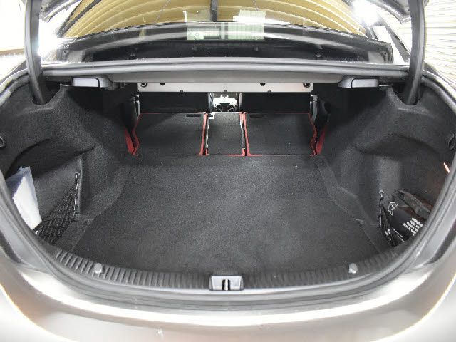 MERCEDES BENZ C CLAS 2019 Image 31