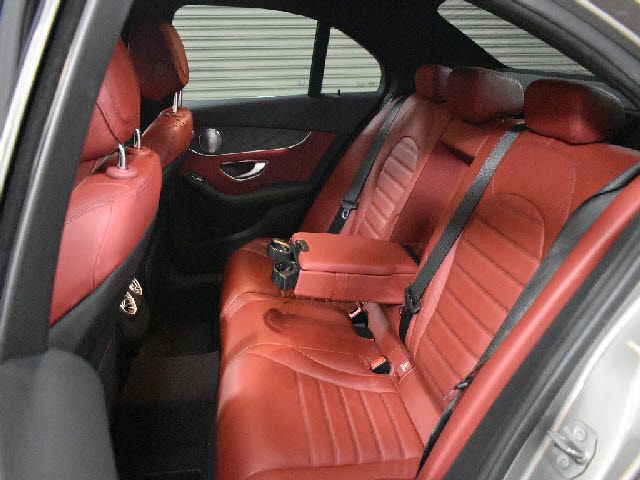 MERCEDES BENZ C CLAS 2019 Image 31