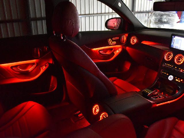 MERCEDES BENZ C CLAS 2019 Image 31