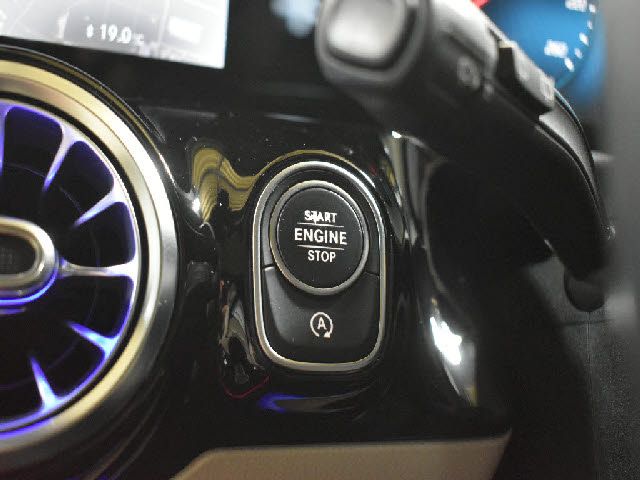 MERCEDES BENZ B CLAS 2019 Image 31