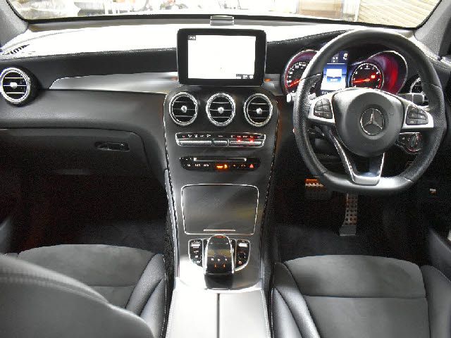 MERCEDES BENZ GLC CL 2017 Image 31