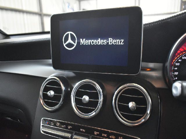MERCEDES BENZ GLC CL 2017 Image 31