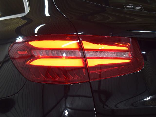 MERCEDES BENZ GLC CL 2017 Image 31