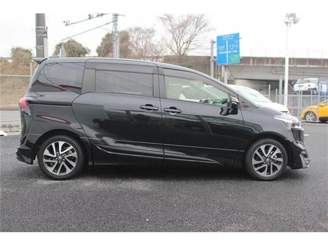 TOYOTA SIENTA HYBRID 2020 Image 31