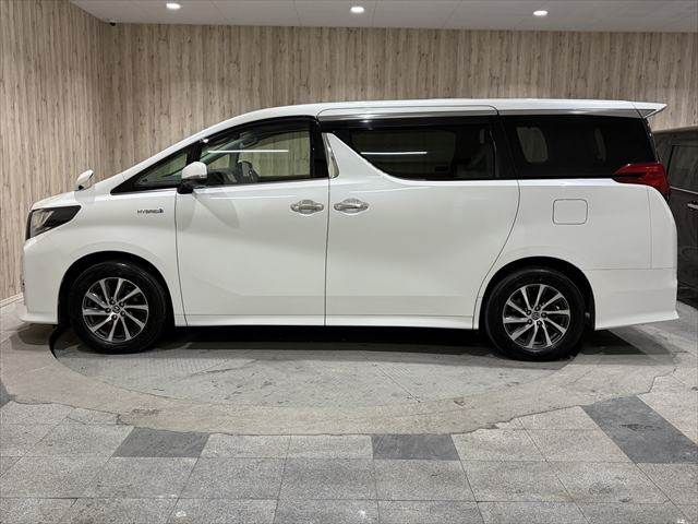 TOYOTA ALPHARD HYBRID 4WD 2017 Image 31