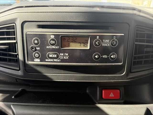 DAIHATSU MIRA E:S 2018 Image 31