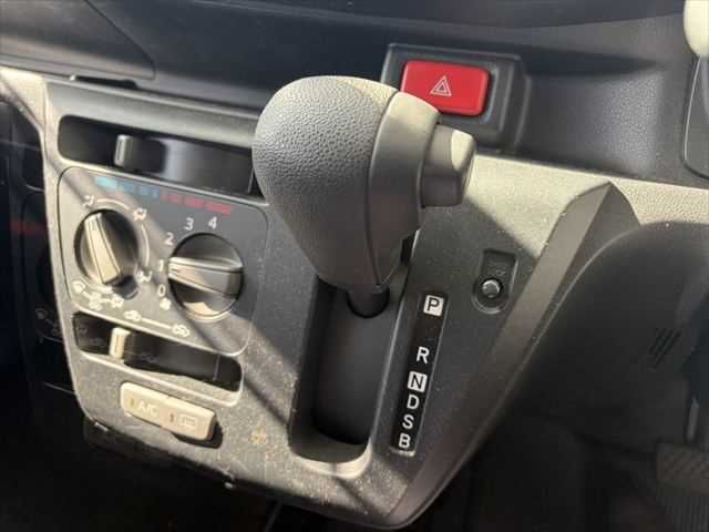 DAIHATSU MIRA E:S 2018 Image 31