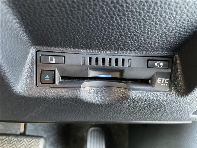 TOYOTA YARIS 2022 Image 31