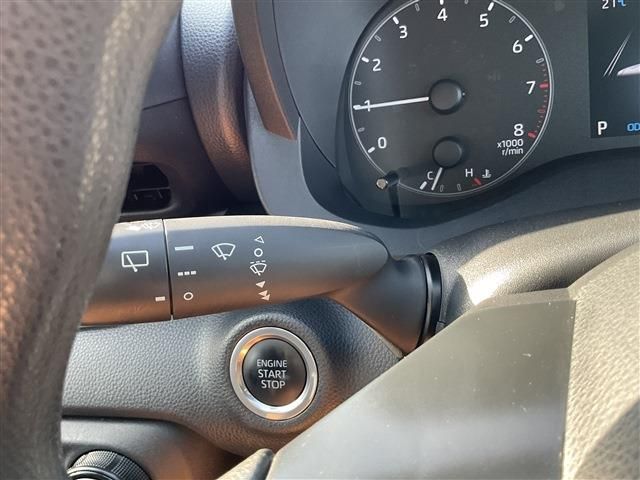 TOYOTA YARIS 2022 Image 31