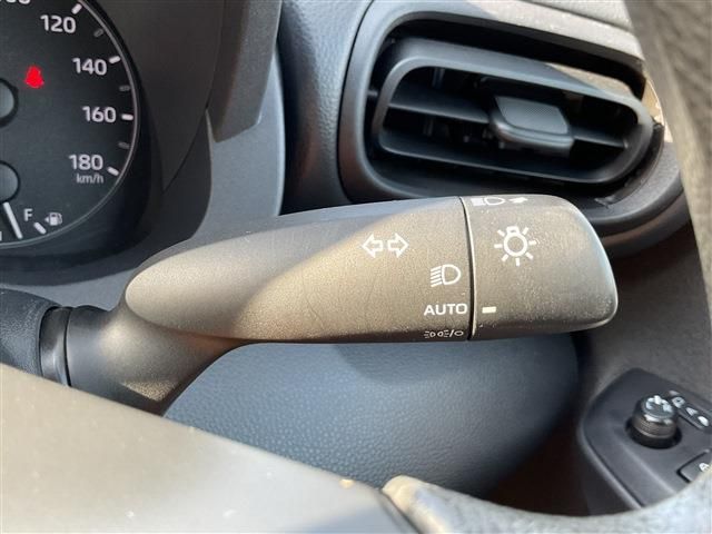 TOYOTA YARIS 2022 Image 31