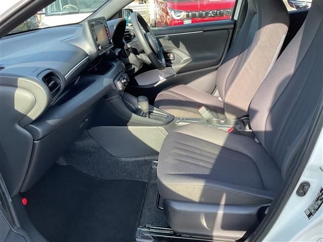 TOYOTA YARIS 2022 Image 31