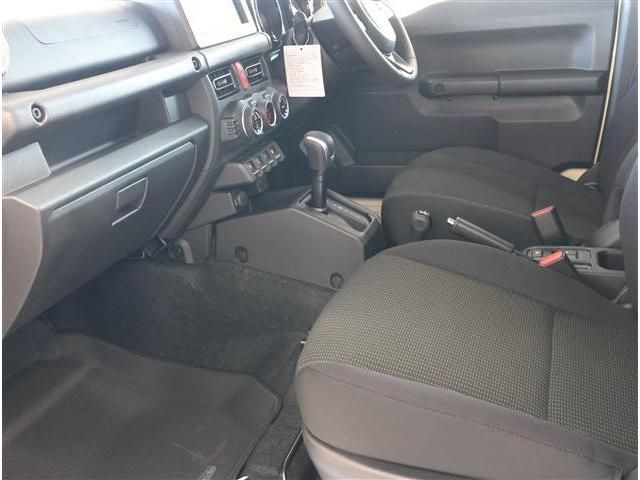 SUZUKI JIMNY NOMADE 2026 Image 31