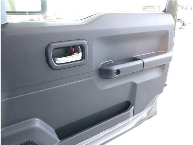 SUZUKI JIMNY NOMADE 2026 Image 31