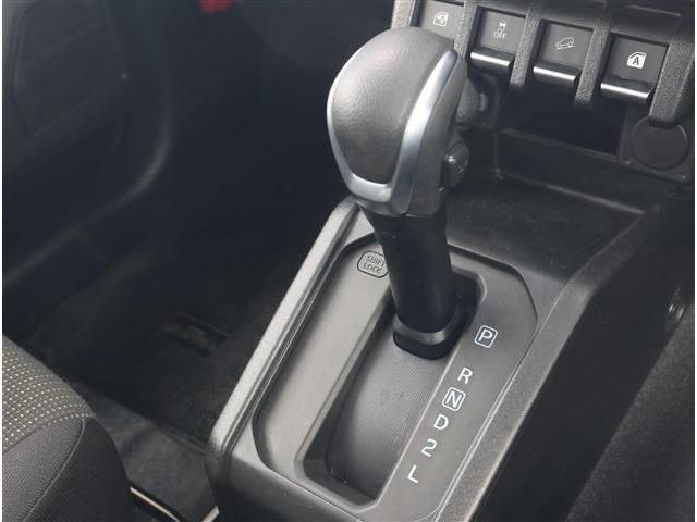 SUZUKI JIMNY SIERRA 2025 Image 31