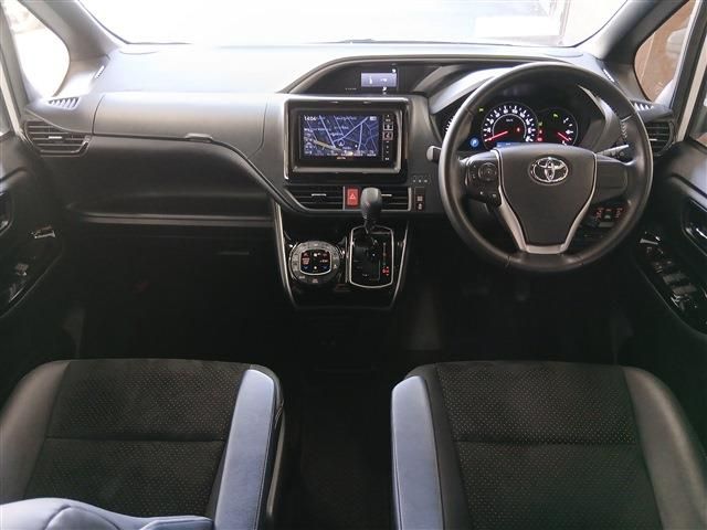 TOYOTA VOXY 2021 Image 31