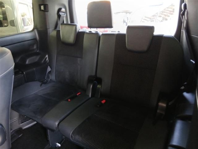 TOYOTA VOXY 2021 Image 31