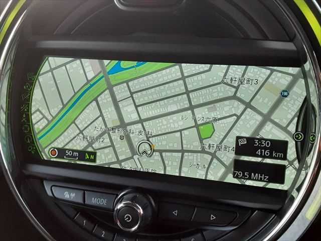 BMW MINI COOPER 5DOO 2016 Image 31