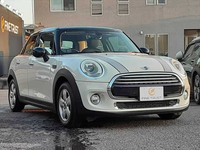 BMW MINI COOPER 5DOO 2016 Image 31