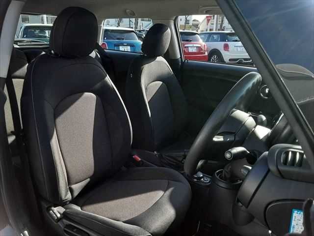 BMW MINI ONE 2015 Image 31