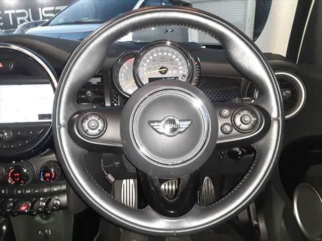 BMW MINI COOPER S 5D 2015 Image 31