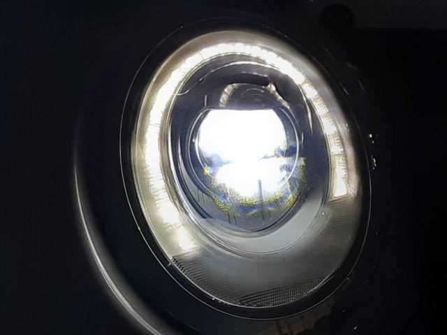 BMW MINI COOPER S 5D 2015 Image 31