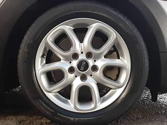 BMW MINI COOPER S 5D 2015 Image 31