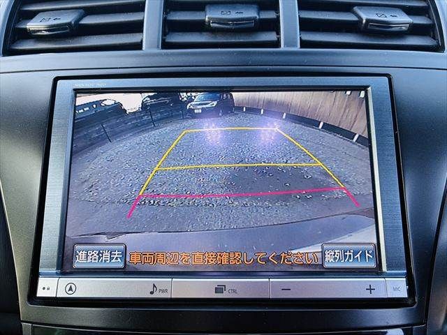 TOYOTA PRIUS ALPHA 2013 Image 31