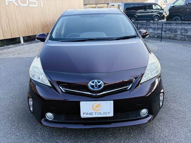 TOYOTA PRIUS ALPHA 2013 Image 31