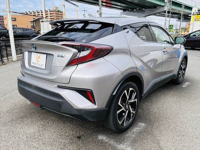 TOYOTA C-HR 2017 Image 31