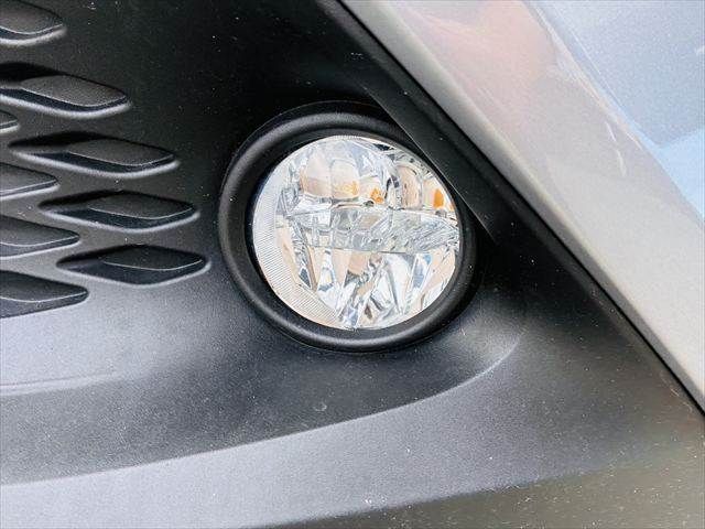 TOYOTA C-HR 2017 Image 31