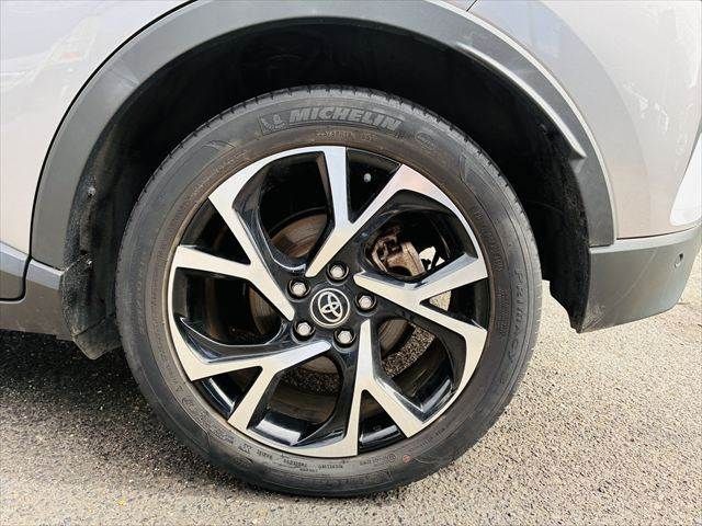 TOYOTA C-HR 2017 Image 31