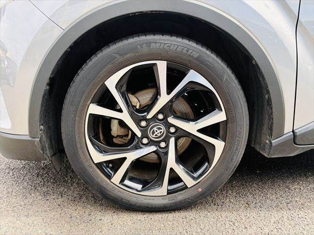 TOYOTA C-HR 2017 Image 31