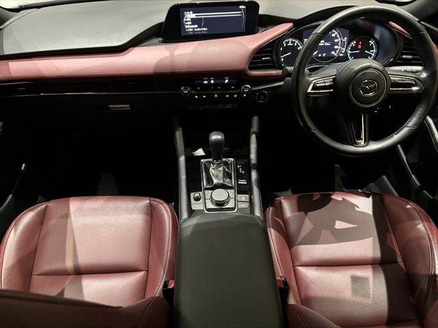 MAZDA 3 FASTBACK 2022 Image 31