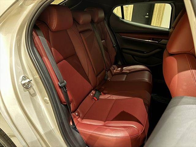 MAZDA 3 FASTBACK 2022 Image 31