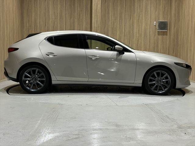 MAZDA 3 FASTBACK 2022 Image 31
