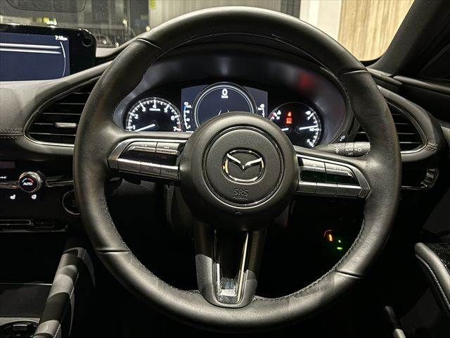 MAZDA 3 FASTBACK 2023 Image 31