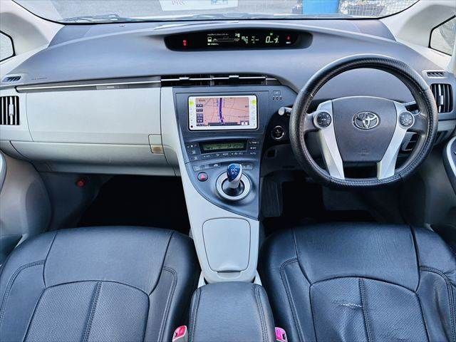 TOYOTA PRIUS 2010 Image 31