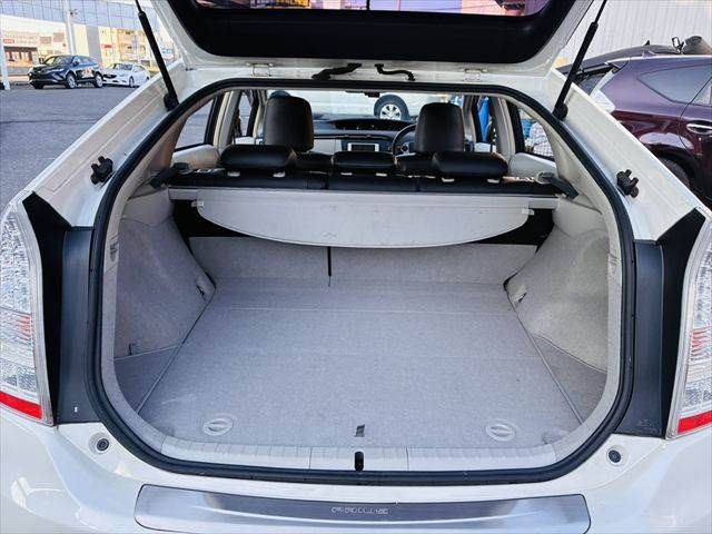 TOYOTA PRIUS 2010 Image 31