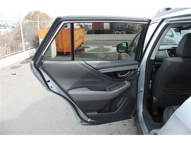 SUBARU LEGACY OUTBACK 2024 Image 31