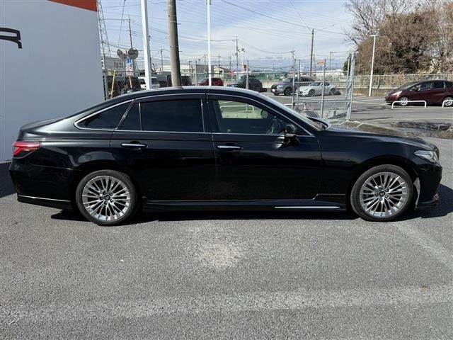 TOYOTA CROWN SEDAN HYBRID 2020 Image 31