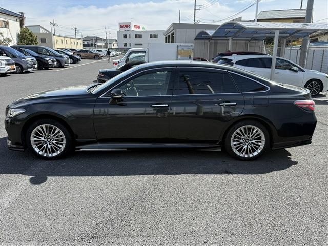 TOYOTA CROWN SEDAN HYBRID 2020 Image 31