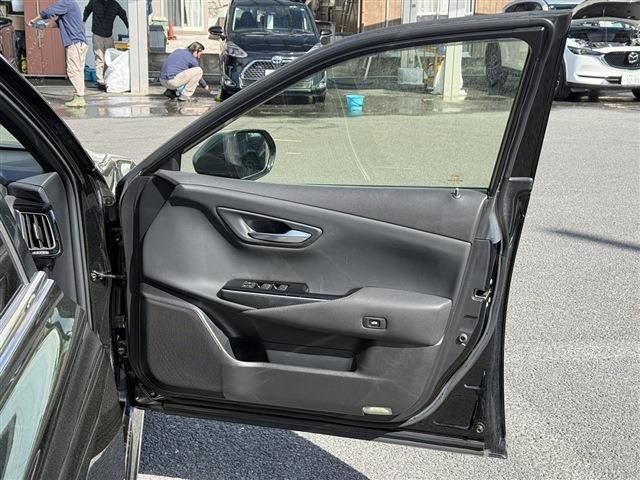 TOYOTA CROWN SEDAN HYBRID 2020 Image 31