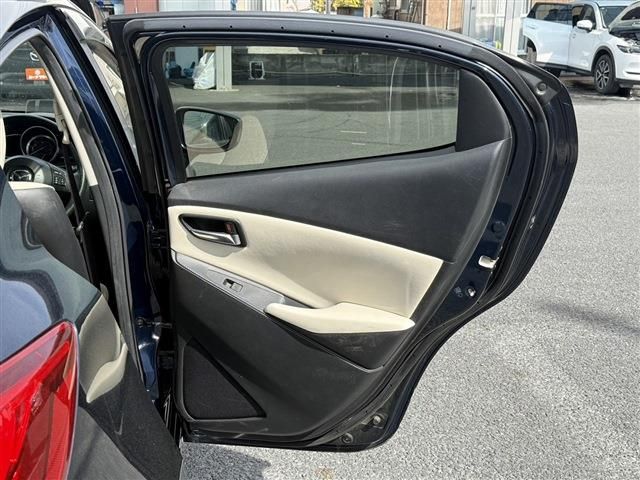 MAZDA DEMIO 2016 Image 31