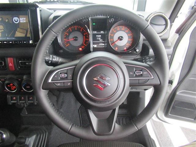 SUZUKI JIMNY NOMADE 2025 Image 31