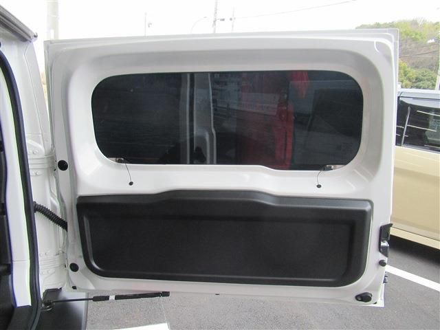 SUZUKI JIMNY NOMADE 2025 Image 31