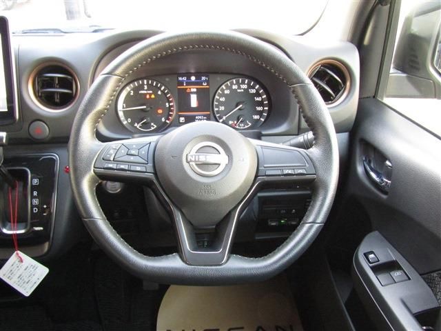 NISSAN CARAVAN VAN 4WD 2024 Image 31