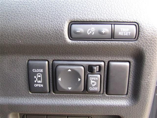 NISSAN CARAVAN VAN 4WD 2024 Image 31